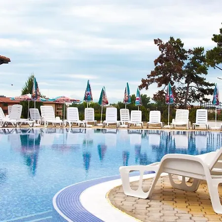 Отель Private Studio In Gardenia Hills *